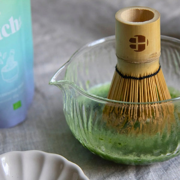 Matcha Besen CHASEN aus goldenem Bambus, Health Bar