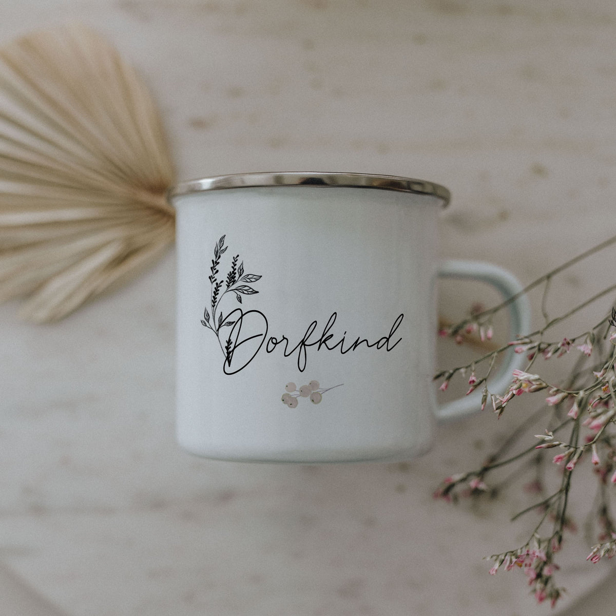 Emailletasse „Dorfkind“, Woidkind/Woidmädchen