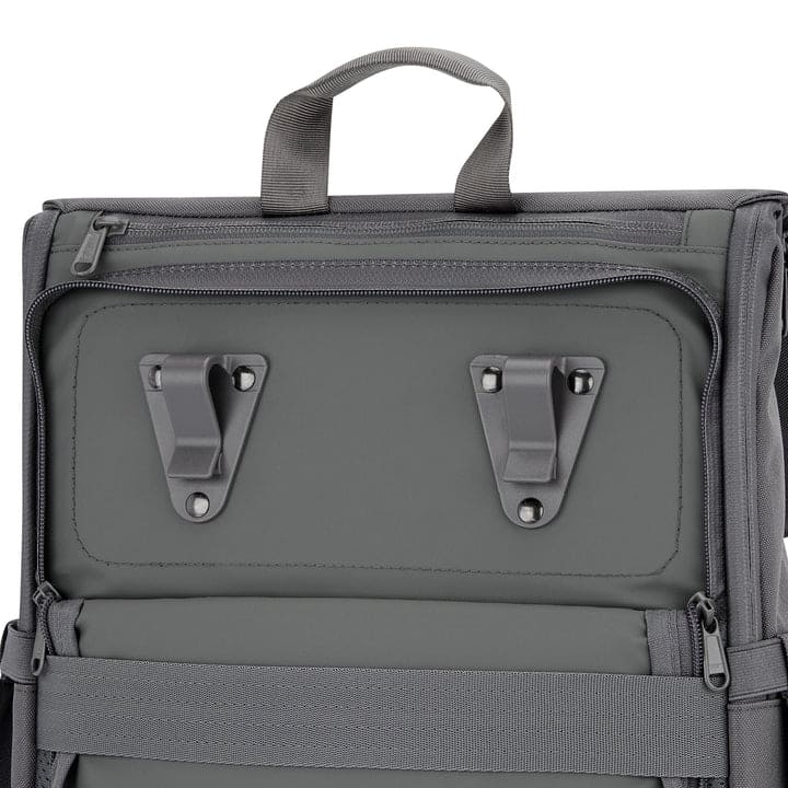 Rucksack „Mika Bike“ DUNKELGRAU, Johnny urban