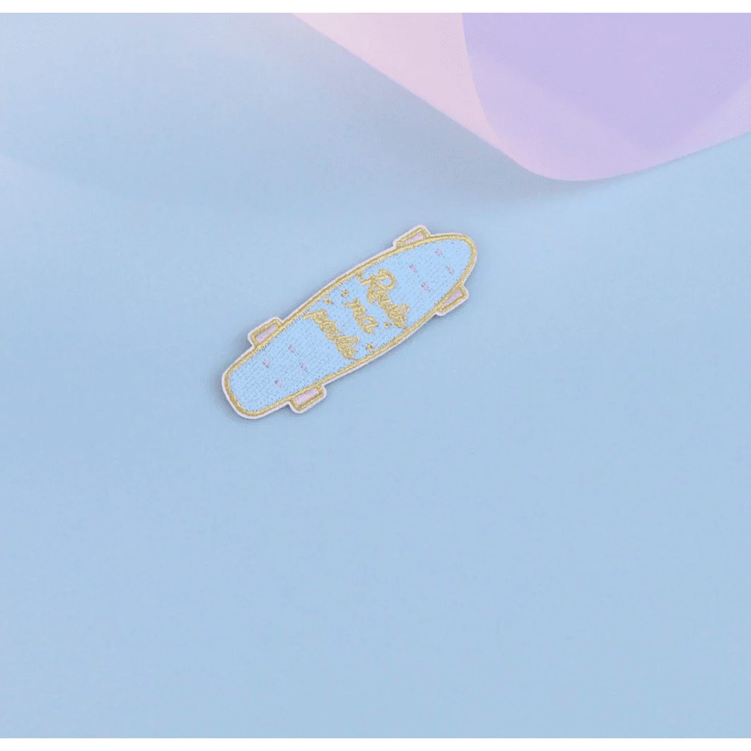 Bügelsticker ‘Skateboard Roule ma Poule’ , malicieuse