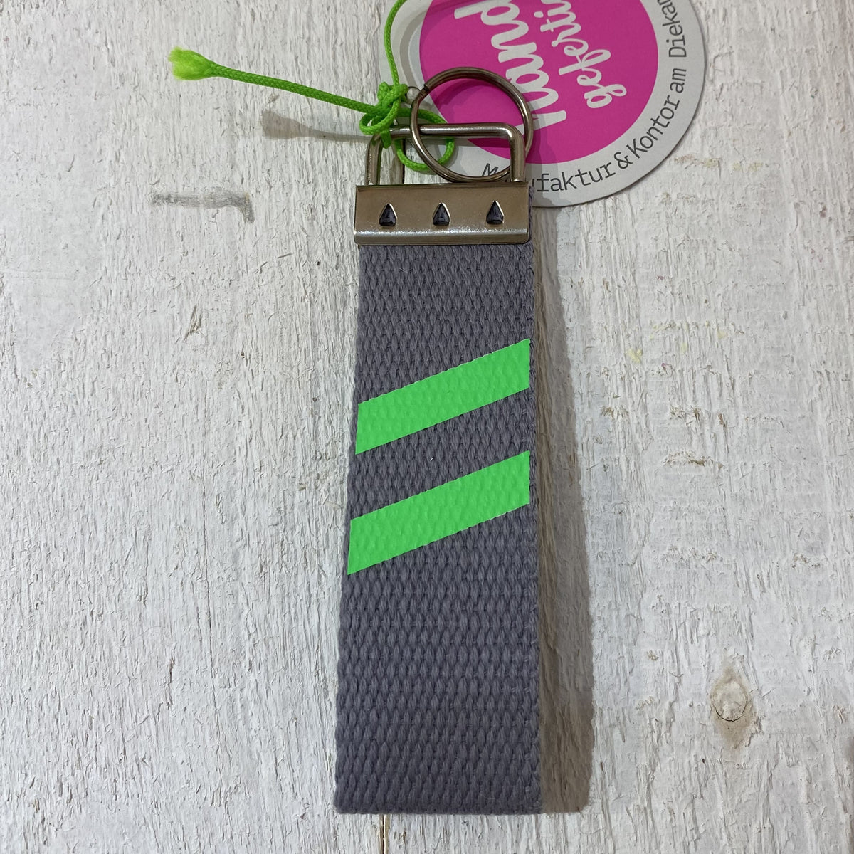 Schlüsselanhänger “Gestreift Kurz” Grau / Neongrün, Kontor